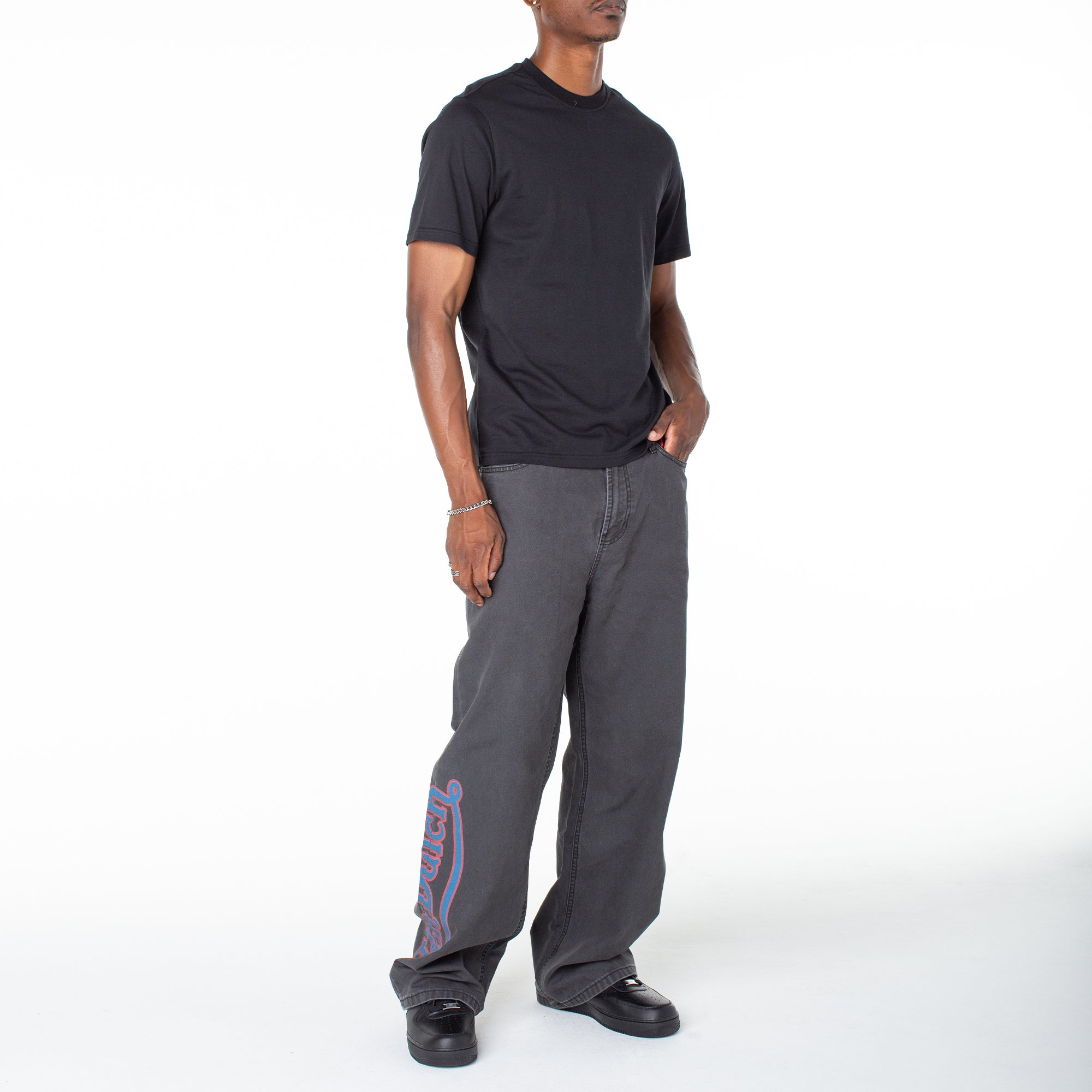 Von Dutch Men's Baggy Contrast Graphic Patch Straight Reaper Pant - Image 14
