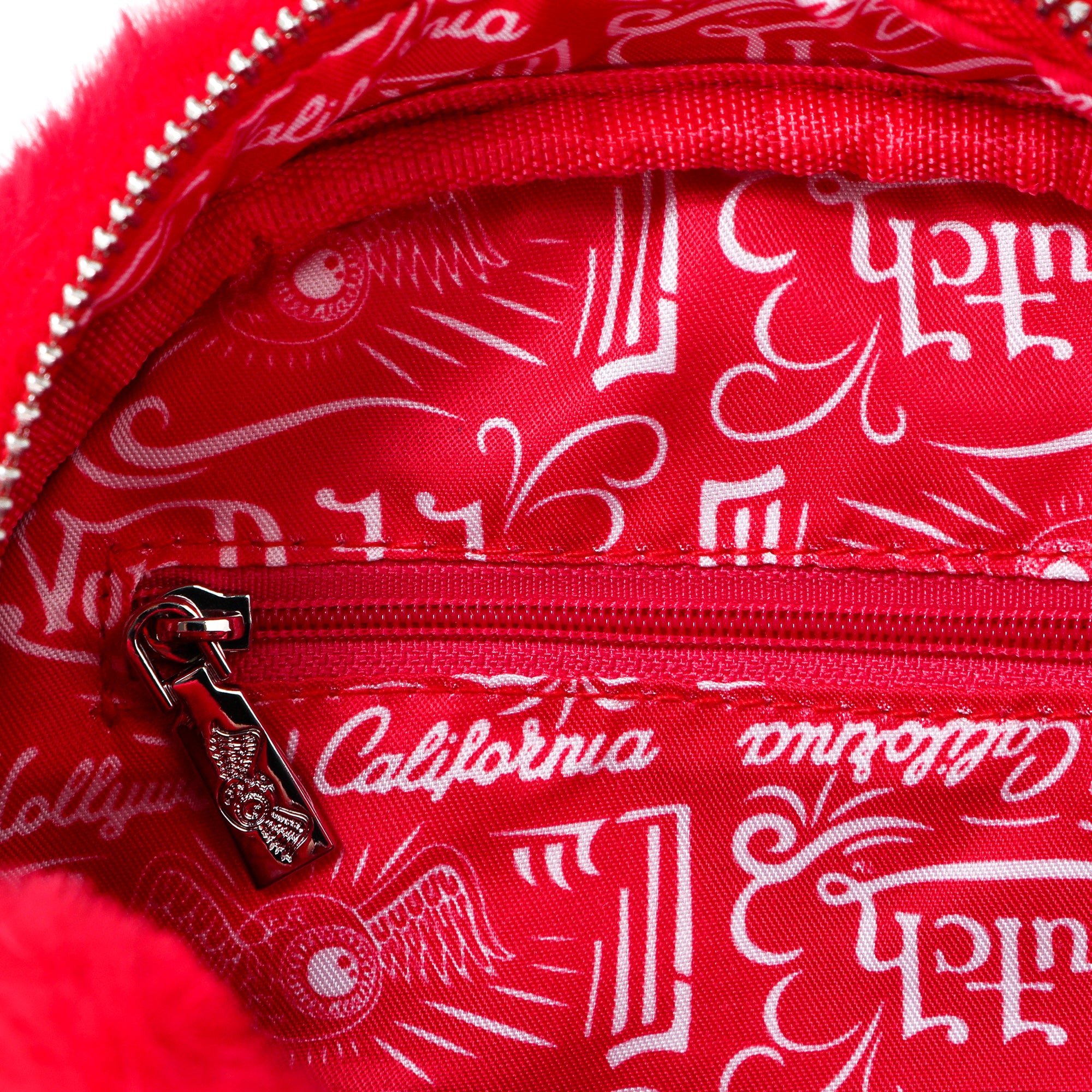 Von Dutch Red Furry Bowling Bag - Image 6