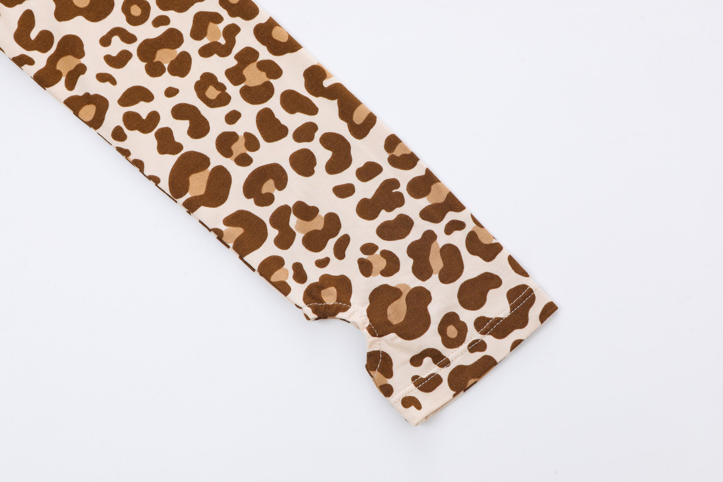 YOGA TOP - CHEETAH - Image 7