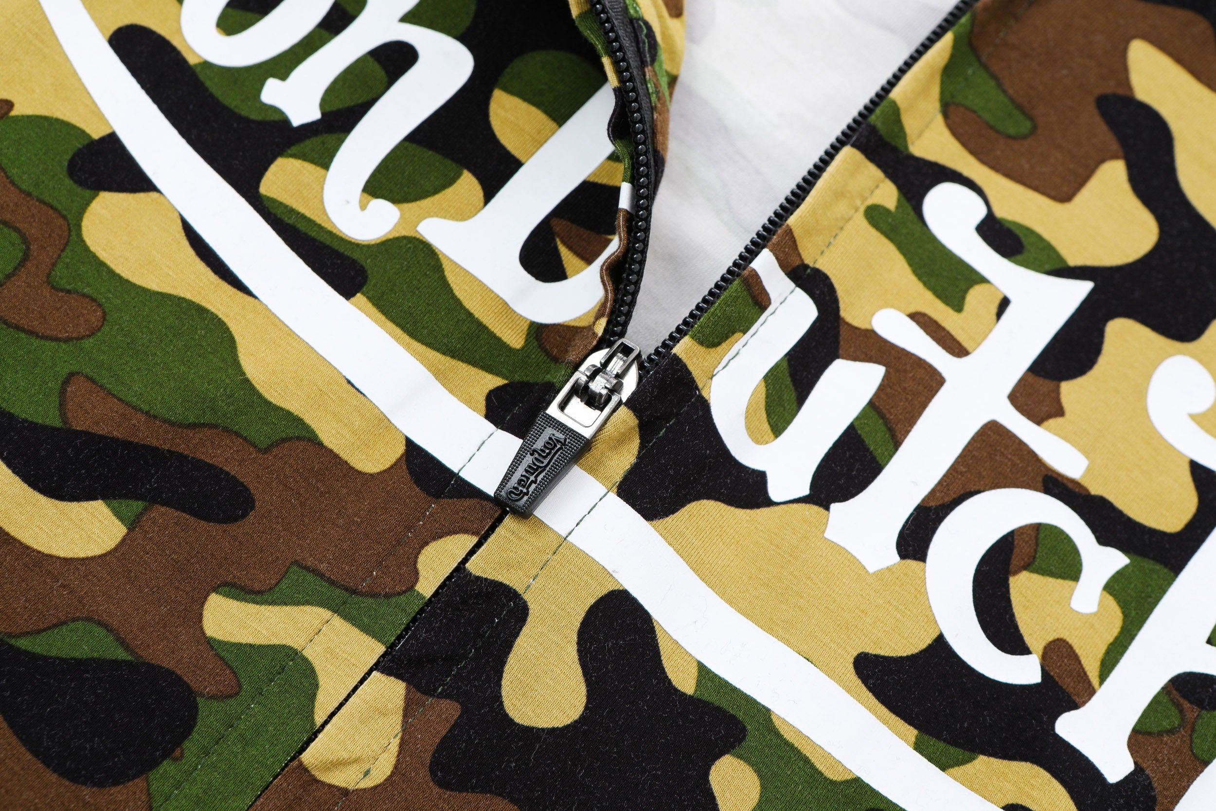YOGA TOP - CAMO - Image 5