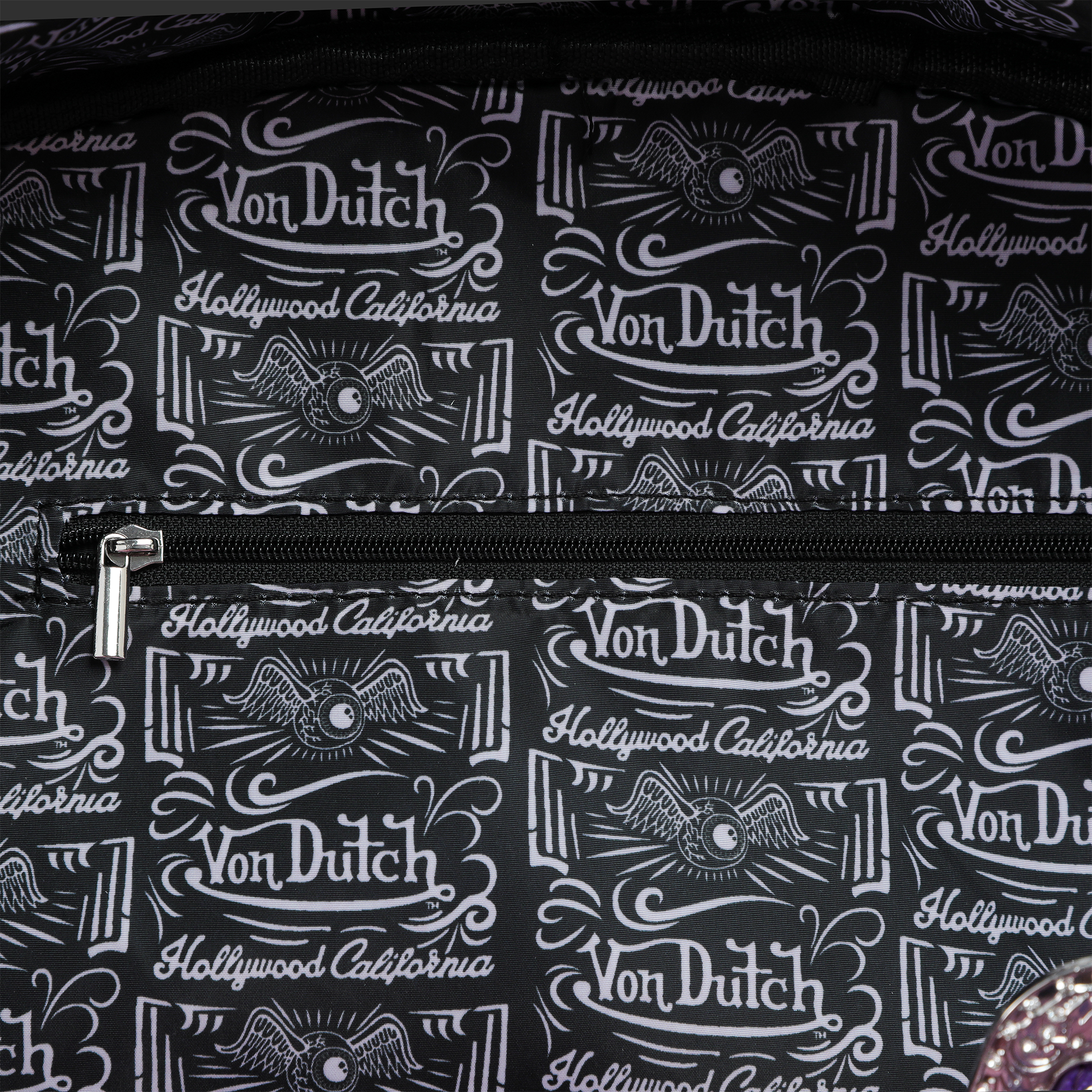 Von Dutch Pink & Purple Duffle Bowling Bag - Image 4