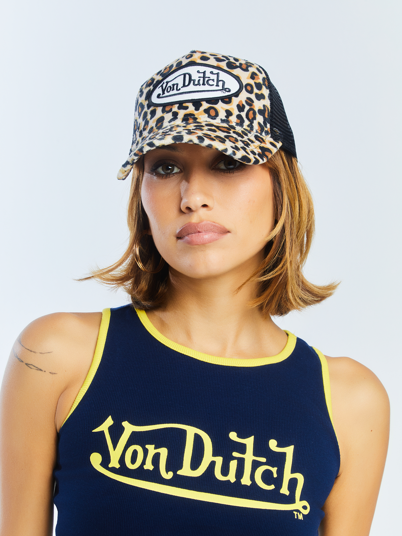 Von Dutch Leopard Print Velvet Trucker Hat - Image 2